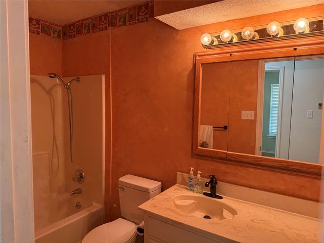 928 Rosebud Drive, Azle, TX 76020