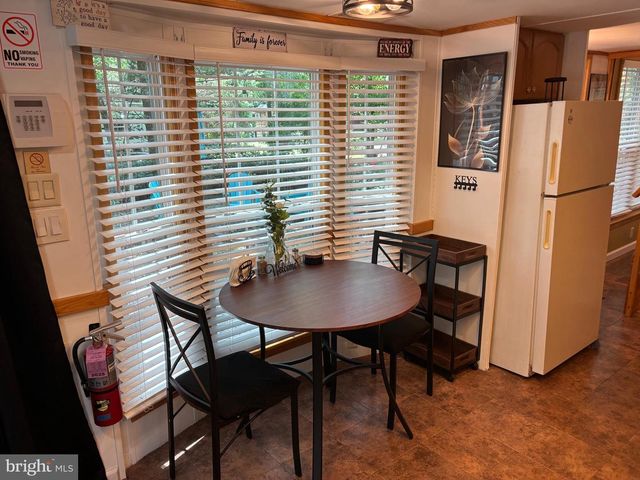 724 MONMOUTH RD #14, Cream Ridge, NJ 08514