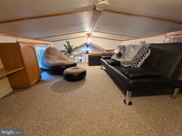 724 MONMOUTH RD #14, Cream Ridge, NJ 08514