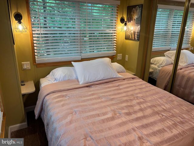 724 MONMOUTH RD #14, Cream Ridge, NJ 08514