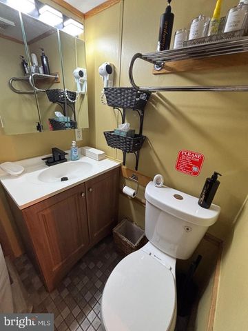 724 MONMOUTH RD #14, Cream Ridge, NJ 08514