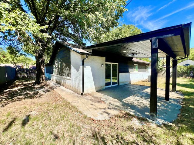 5008 Queen Ann Drive, Forest Hill, TX 76119