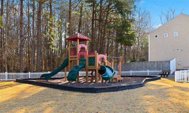 205 Oak Grove, Acworth, GA 30102