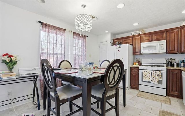 205 Oak Grove, Acworth, GA 30102