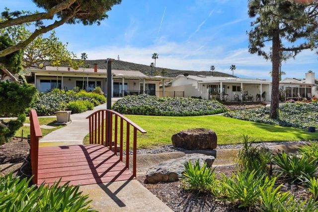 1448 La Linda Dr, San Marcos, CA 92078