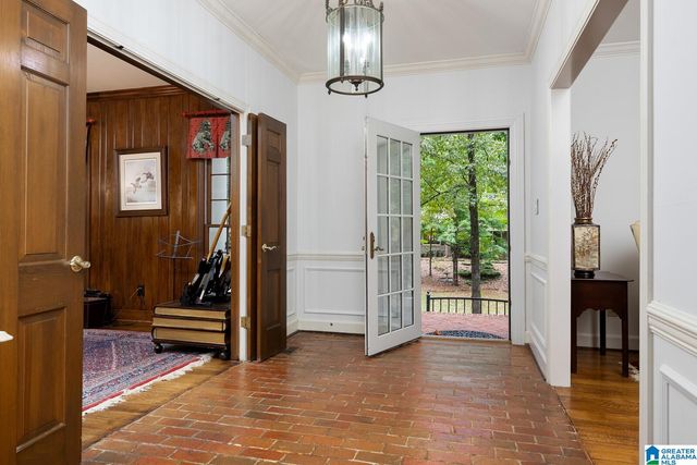 4421 KENNESAW DRIVE, Mountain Brook, AL 35213