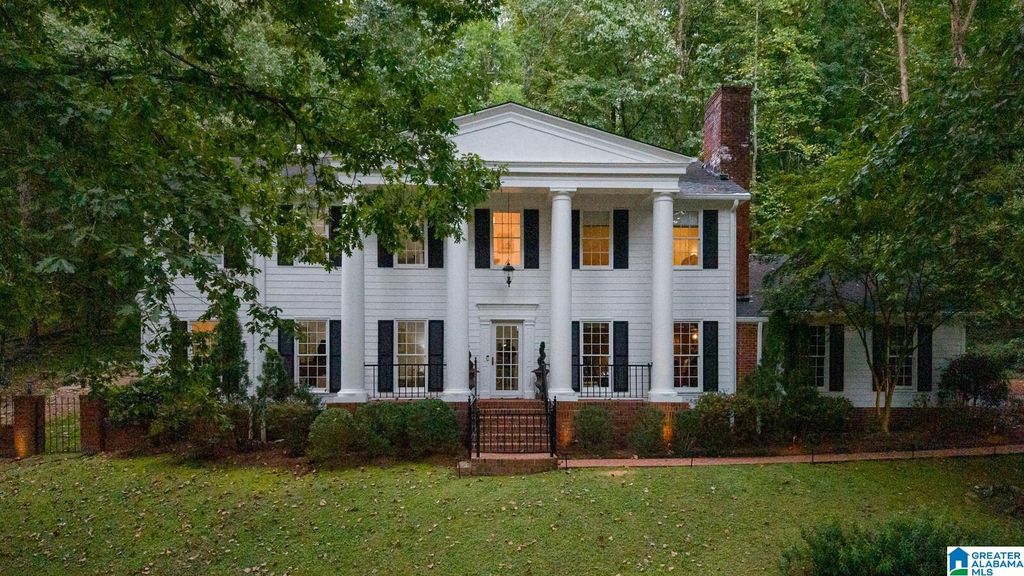 4421 KENNESAW DRIVE, Mountain Brook, AL 35213