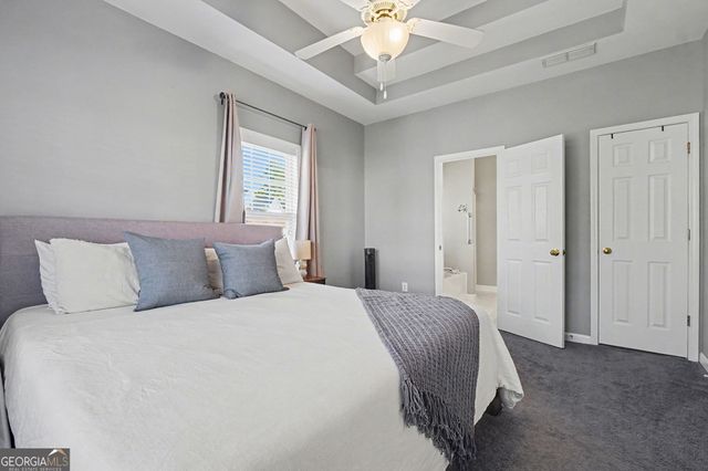 310 Turtle Pointe Drive, Carrollton, GA 30116