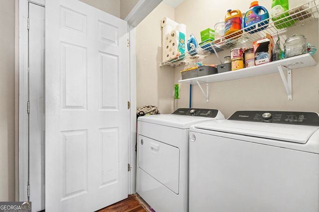 310 Turtle Pointe Drive, Carrollton, GA 30116