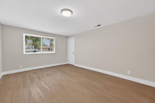 7221 Parish Way, Citrus Heights, CA 95621