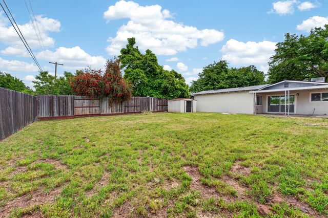 7221 Parish Way, Citrus Heights, CA 95621