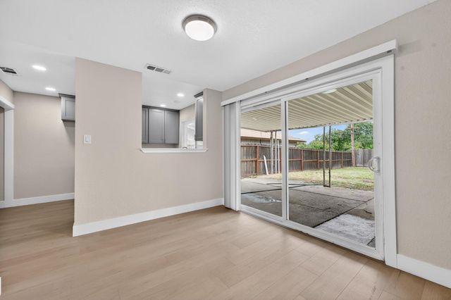 7221 Parish Way, Citrus Heights, CA 95621