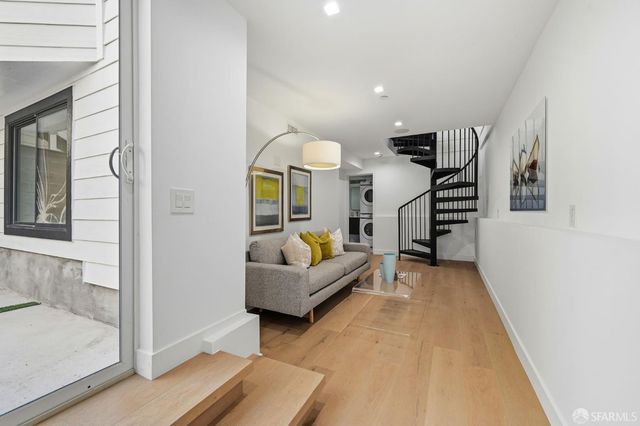 818 Green Street, San Francisco, CA 94133