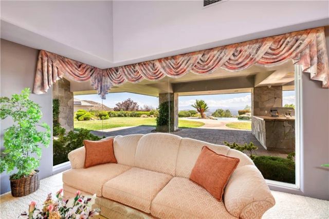 21410 Avenida De Arboles, Murrieta, CA 92562