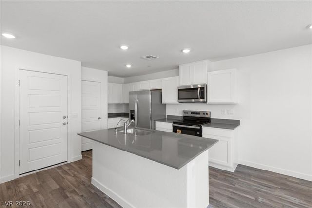 900 Rosy Starling Street, Henderson, NV 89011