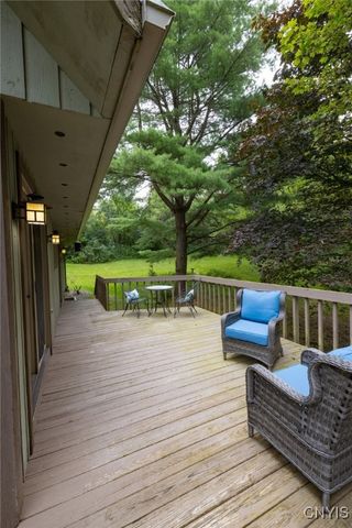 1666 Buffs, Skaneateles, NY 13152