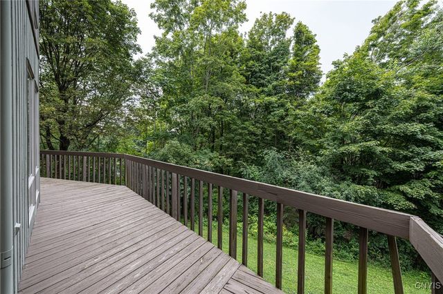 1666 Buffs, Skaneateles, NY 13152
