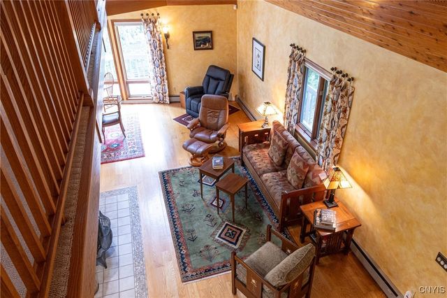 1666 Buffs, Skaneateles, NY 13152
