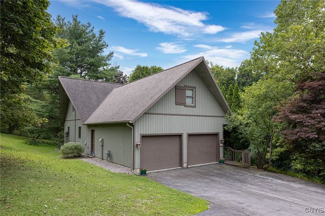 1666 Buffs, Skaneateles, NY 13152