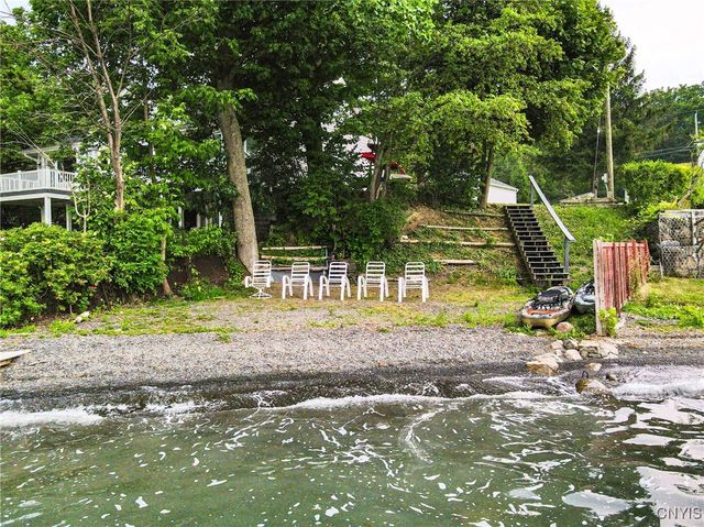 1666 Buffs, Skaneateles, NY 13152