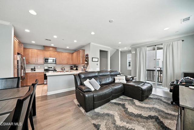 586 Pioneer Street, Camarillo, CA 93010