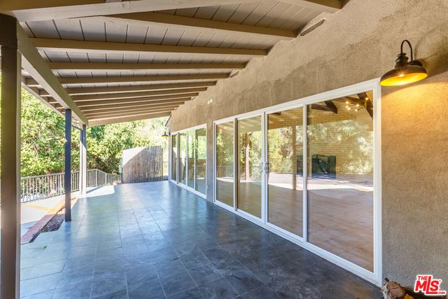 835 Camino Santos Reyes, Thousand Oaks, CA 91360