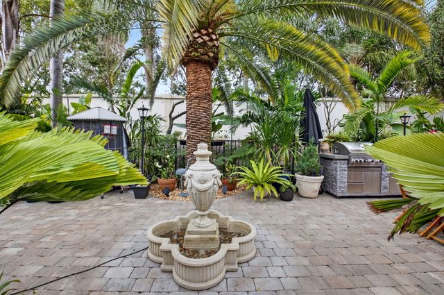 7723 Via Grande, Boynton Beach, FL 33437