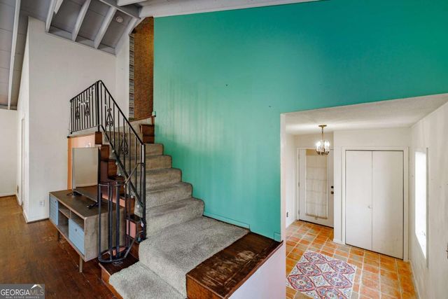 340 Dogwood Drive, Athens, GA 30606