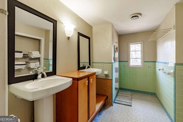 340 Dogwood Drive, Athens, GA 30606