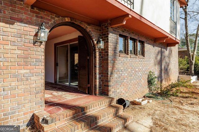 340 Dogwood Drive, Athens, GA 30606