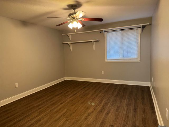 582 Jennifer Jean Dr, Baton Rouge, LA 70808