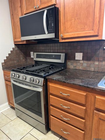 582 Jennifer Jean Dr, Baton Rouge, LA 70808