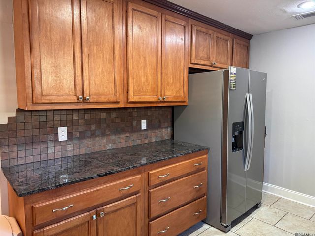 582 Jennifer Jean Dr, Baton Rouge, LA 70808