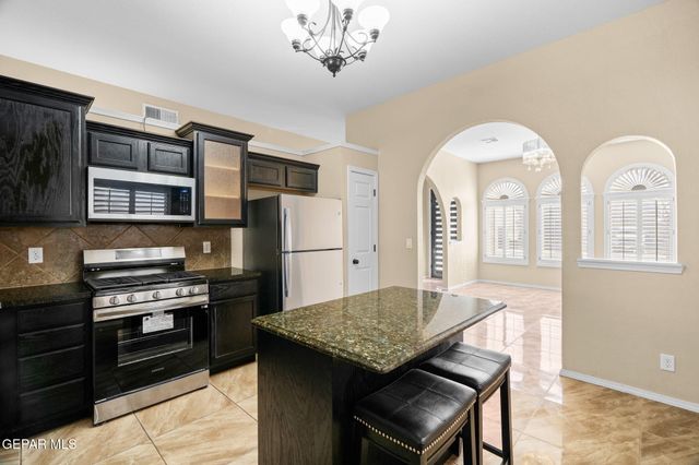 14381 Early Morn Avenue, El Paso, TX 79938