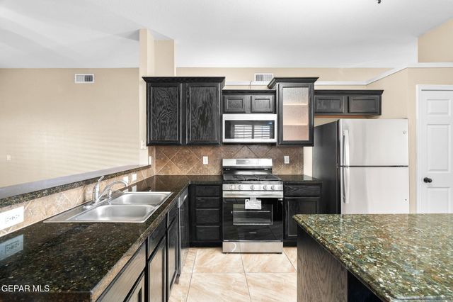 14381 Early Morn Avenue, El Paso, TX 79938