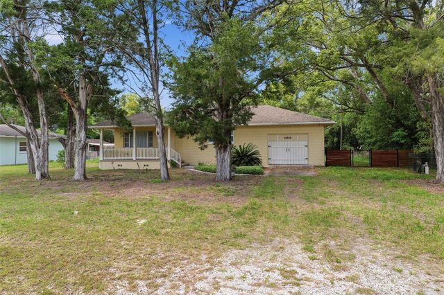 18749 US HIGHWAY 41, Spring Hill, FL 34610