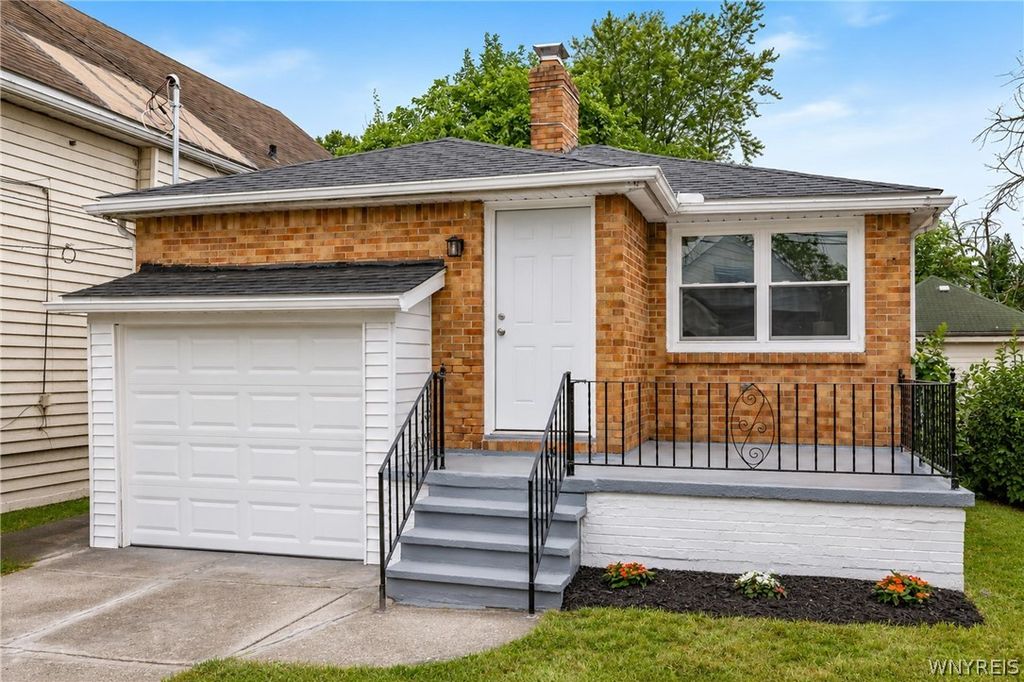 224 Hazelwood Avenue, Buffalo, NY 14215