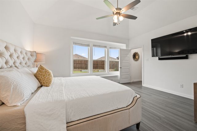 1316 Friesian Lane, Aubrey, TX 76227