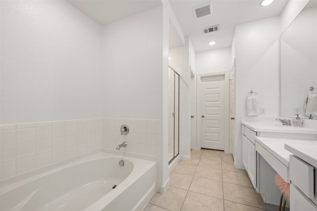 1316 Friesian Lane, Aubrey, TX 76227