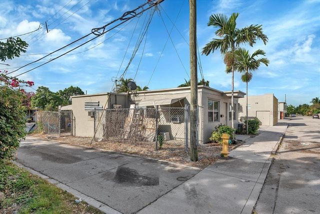 813 9th Avenue N A, Lake Worth Beach, FL 33460