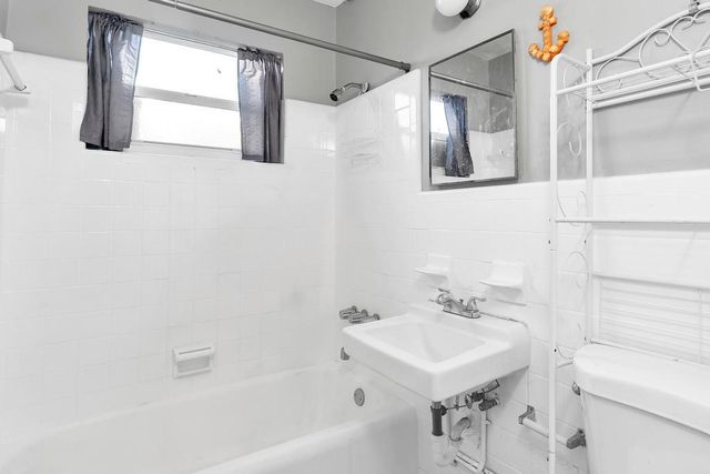 813 9th Avenue N A, Lake Worth Beach, FL 33460