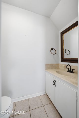 451 Rena Drive, Lafayette, LA 70503