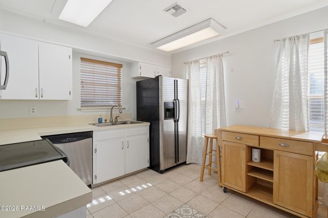 451 Rena Drive, Lafayette, LA 70503