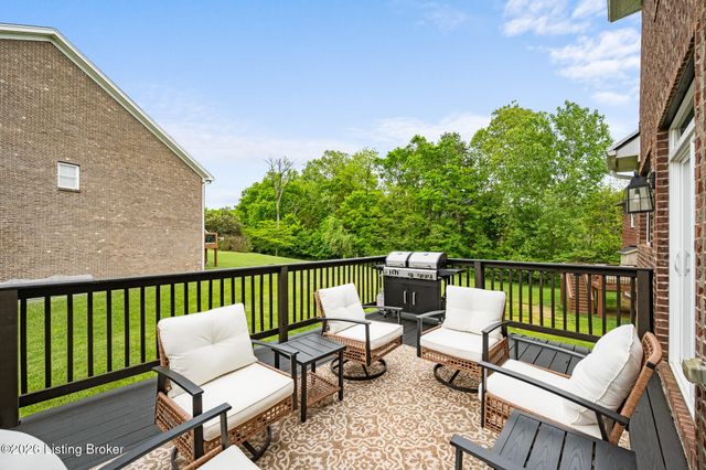 16505 Glen Lakes Dr, Louisville, KY 40245