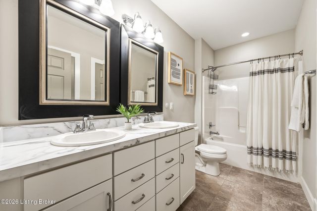 16505 Glen Lakes Dr, Louisville, KY 40245