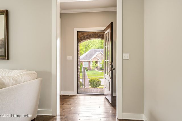 16505 Glen Lakes Dr, Louisville, KY 40245