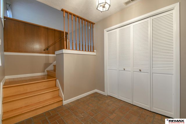 1901 Oakdale Avenue, Lincoln, NE 68506