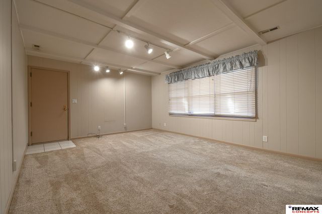 1901 Oakdale Avenue, Lincoln, NE 68506