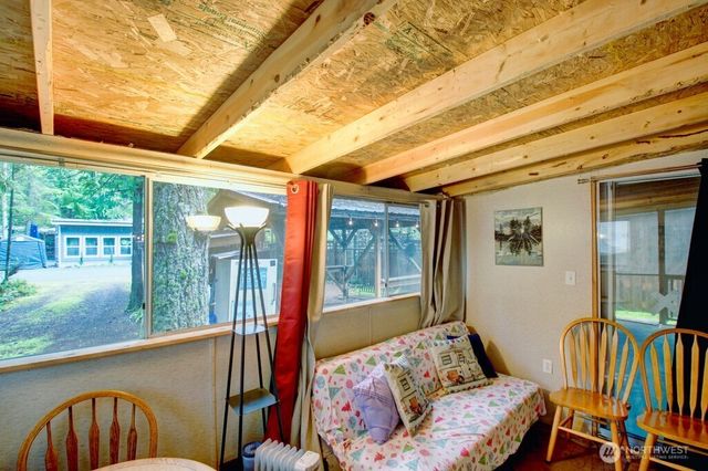 56 Wilderness Way, Deming, WA 98244