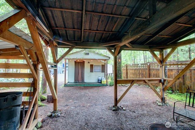 56 Wilderness Way, Deming, WA 98244